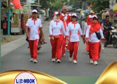 Sambut HUT RI ke-81, Ribuan Peserta Meriahkan Gerak Jalan Umum di Pringgarata Lombok Tengah